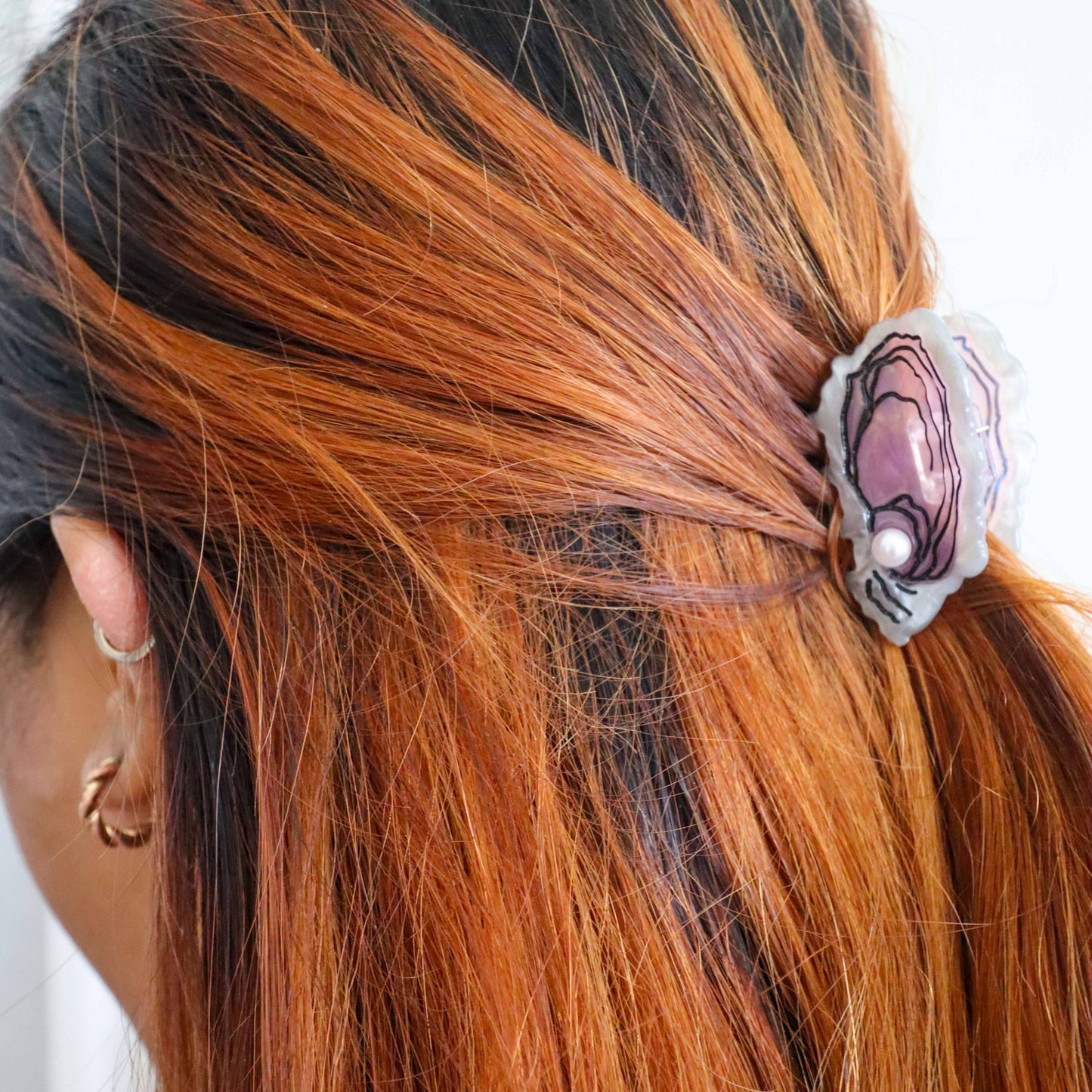 Mini Oyster Hair Claw