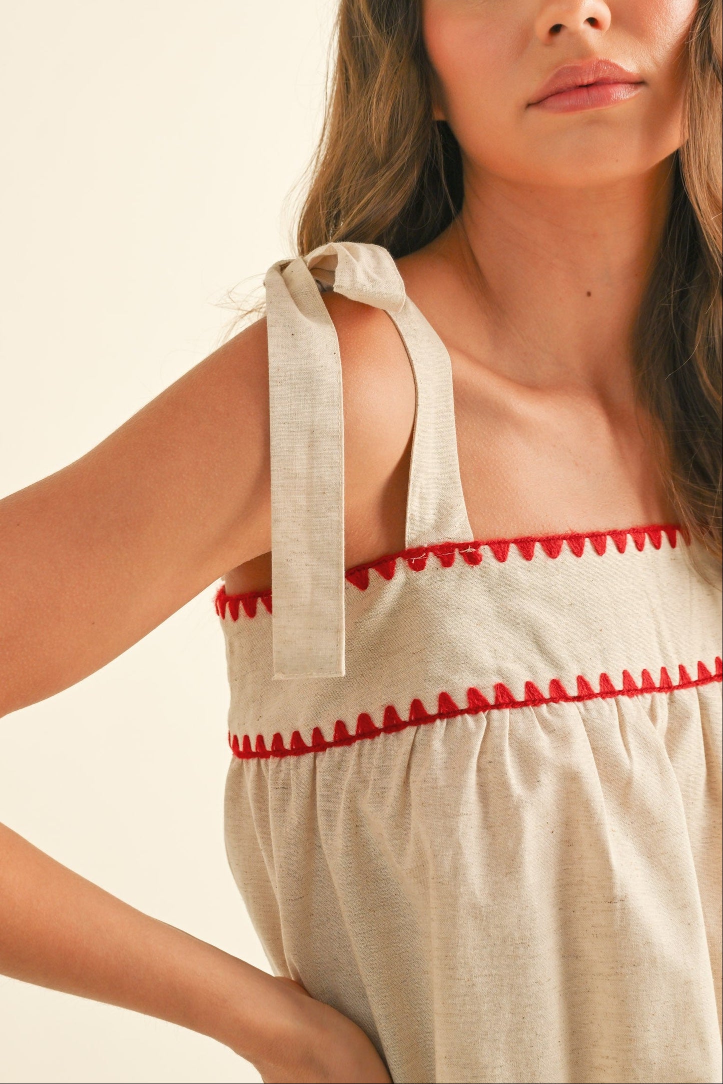 Wavy Baby Trim Linen Top | Red