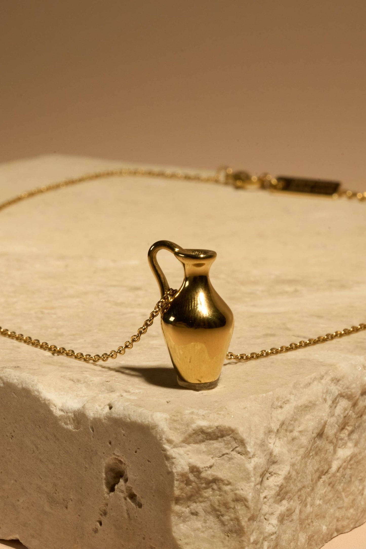 Pitcher This Necklace