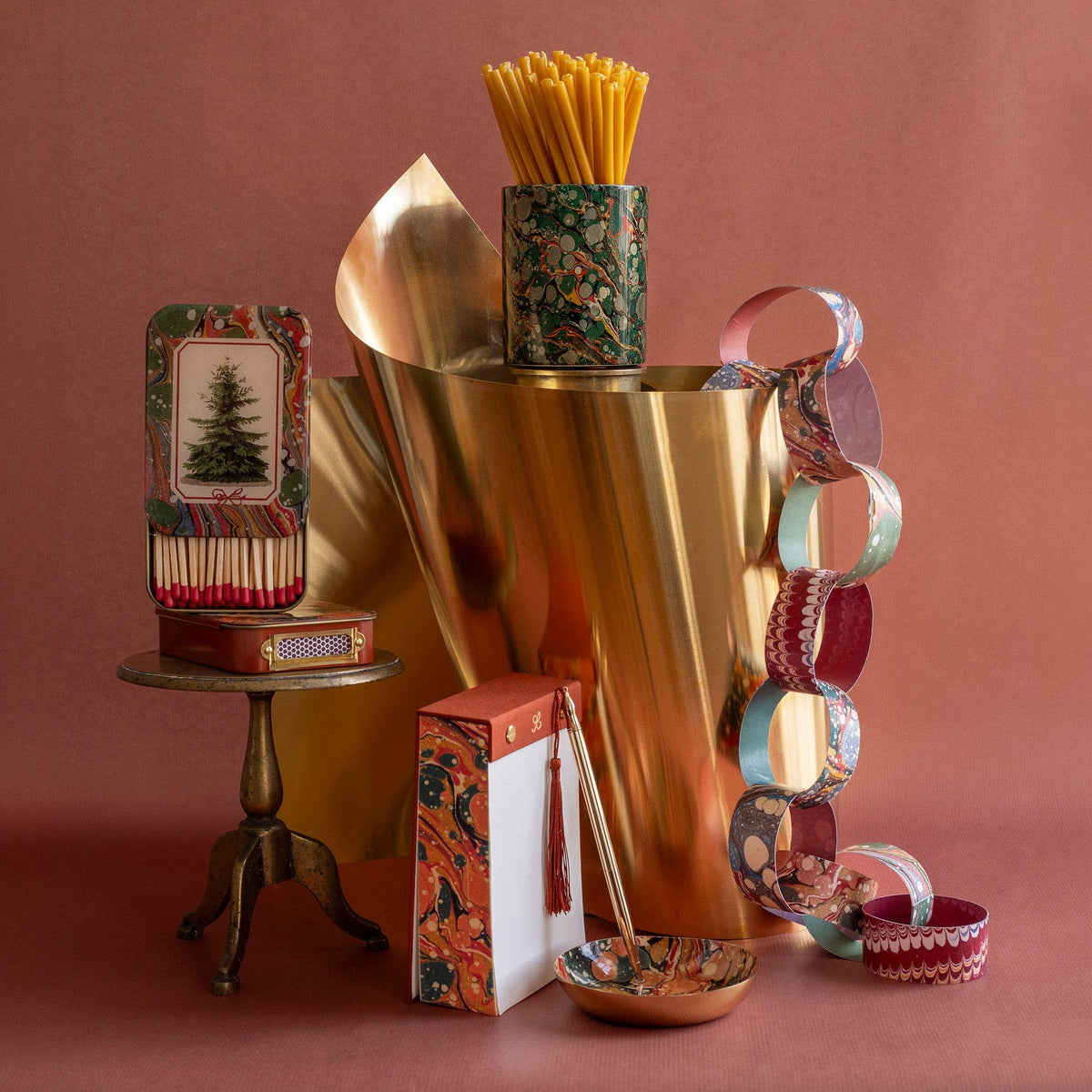 Paper Chains | Marbling Archives