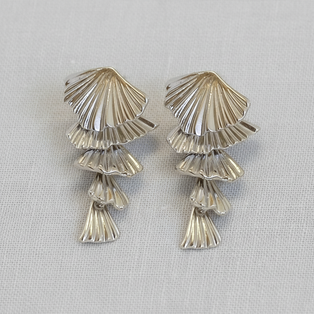 Shells Fan Drop Earrings | Silver