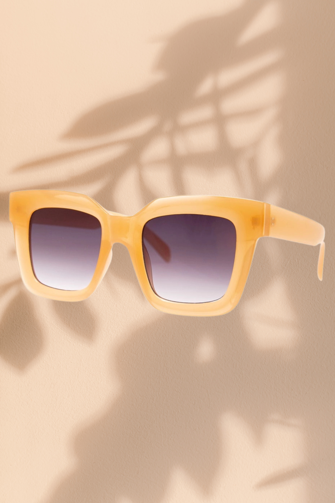 Che Che Sunnies | Peach