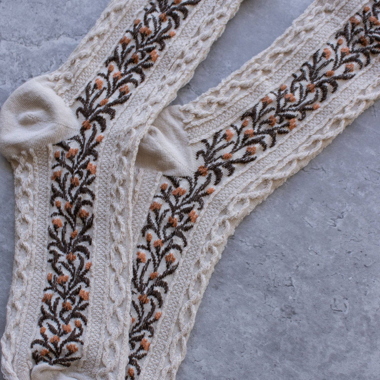 Vintage Vines Crew Socks | Oatmeal