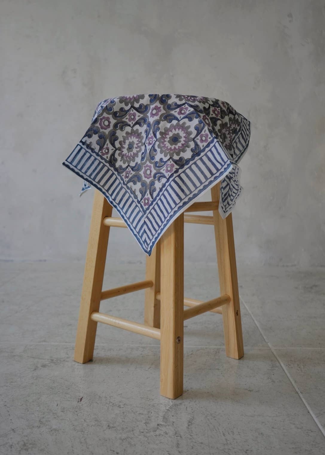 Kalamari Cotton Bandana | Kaleidoscope