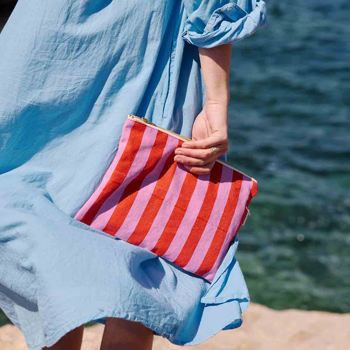 Lili Flat Pouch | Orchid + Tomato