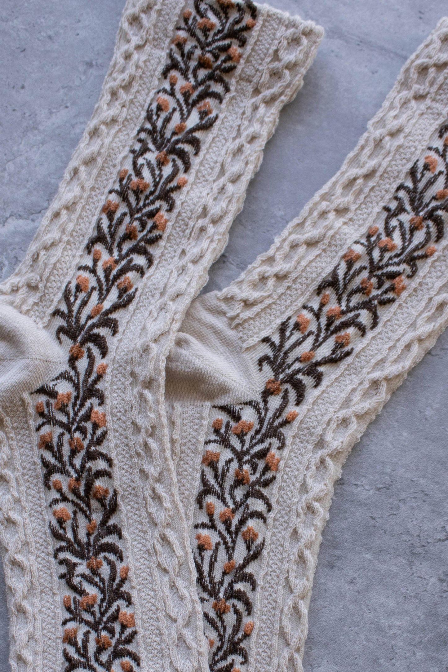 Vintage Vines Crew Socks | Oatmeal