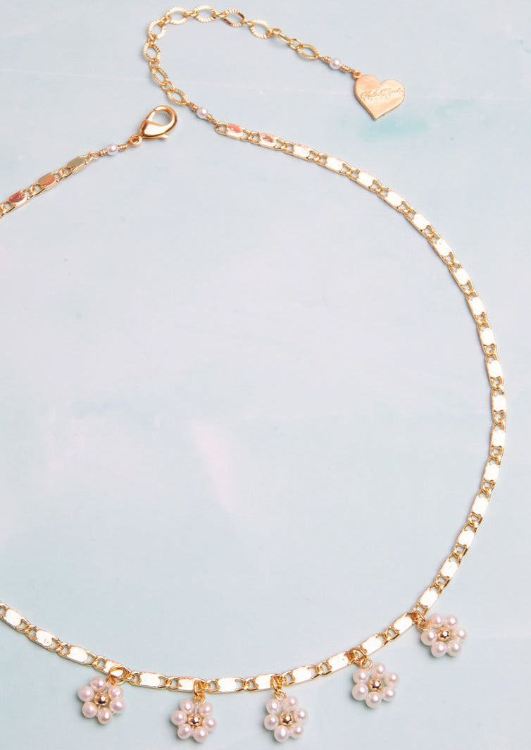 Pearl Daisy Chain Necklace