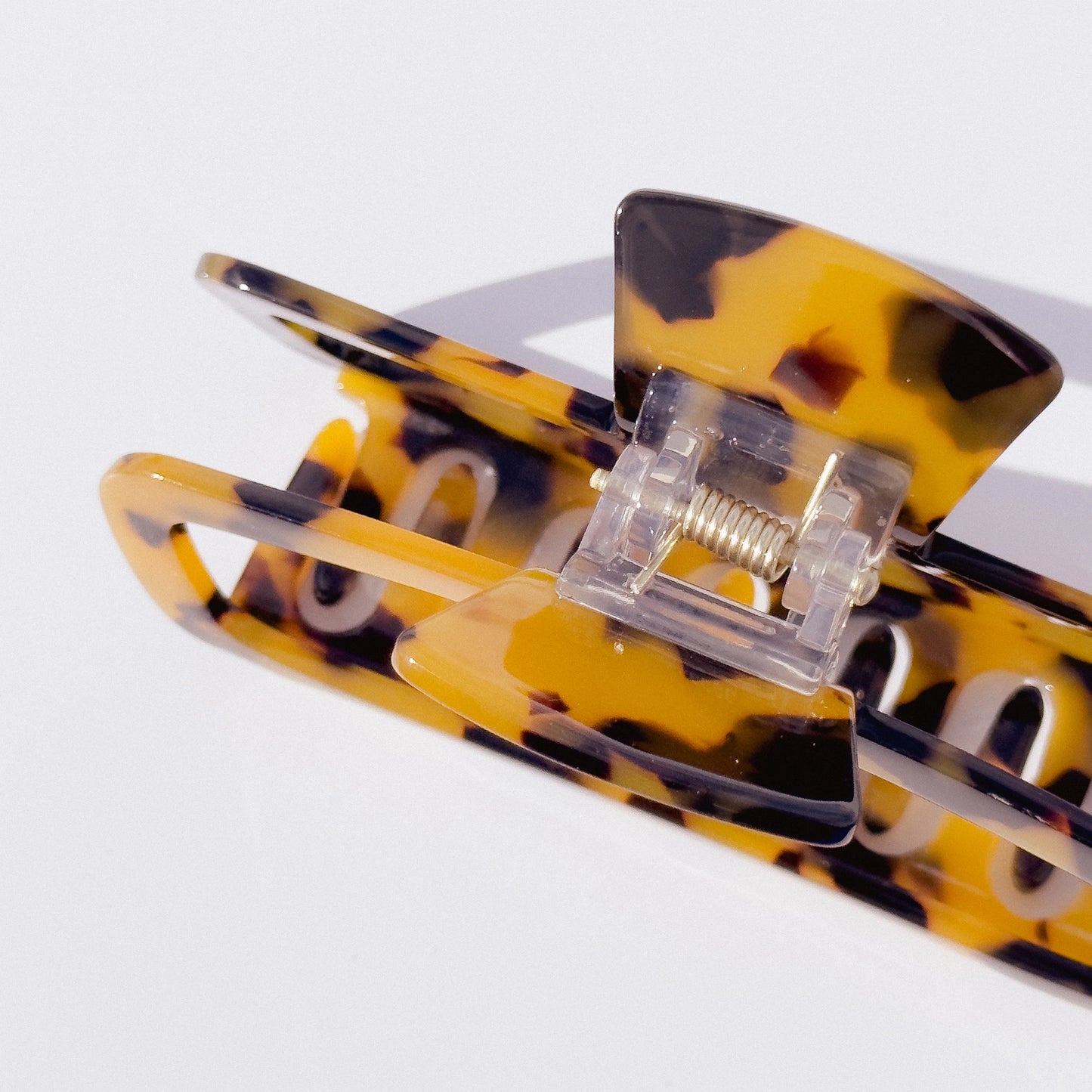 Thin Hair Claw | Tortoise