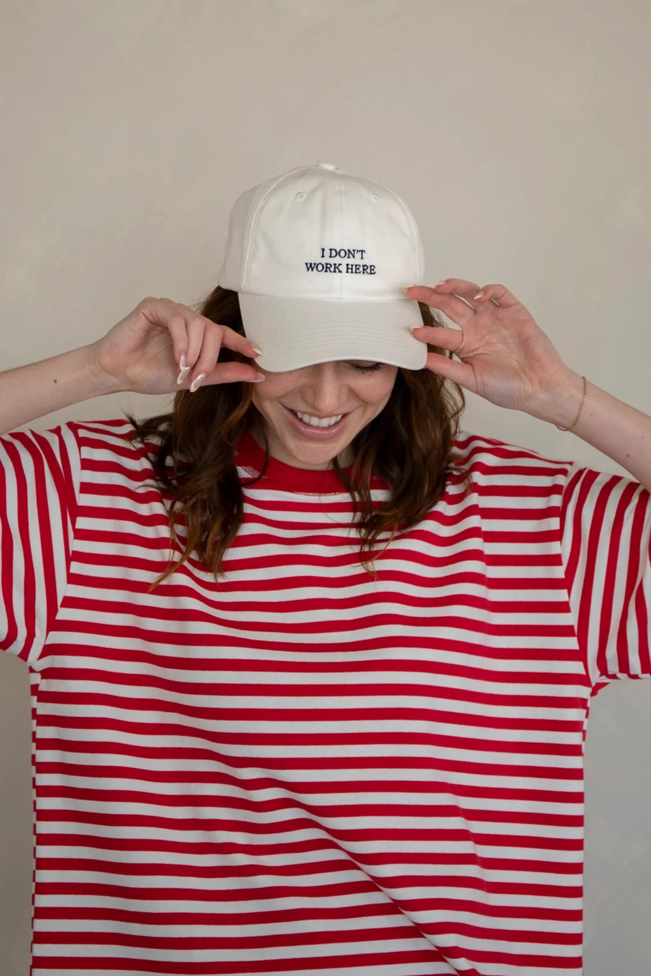 "I Don't Work Here" Hat | Ivory