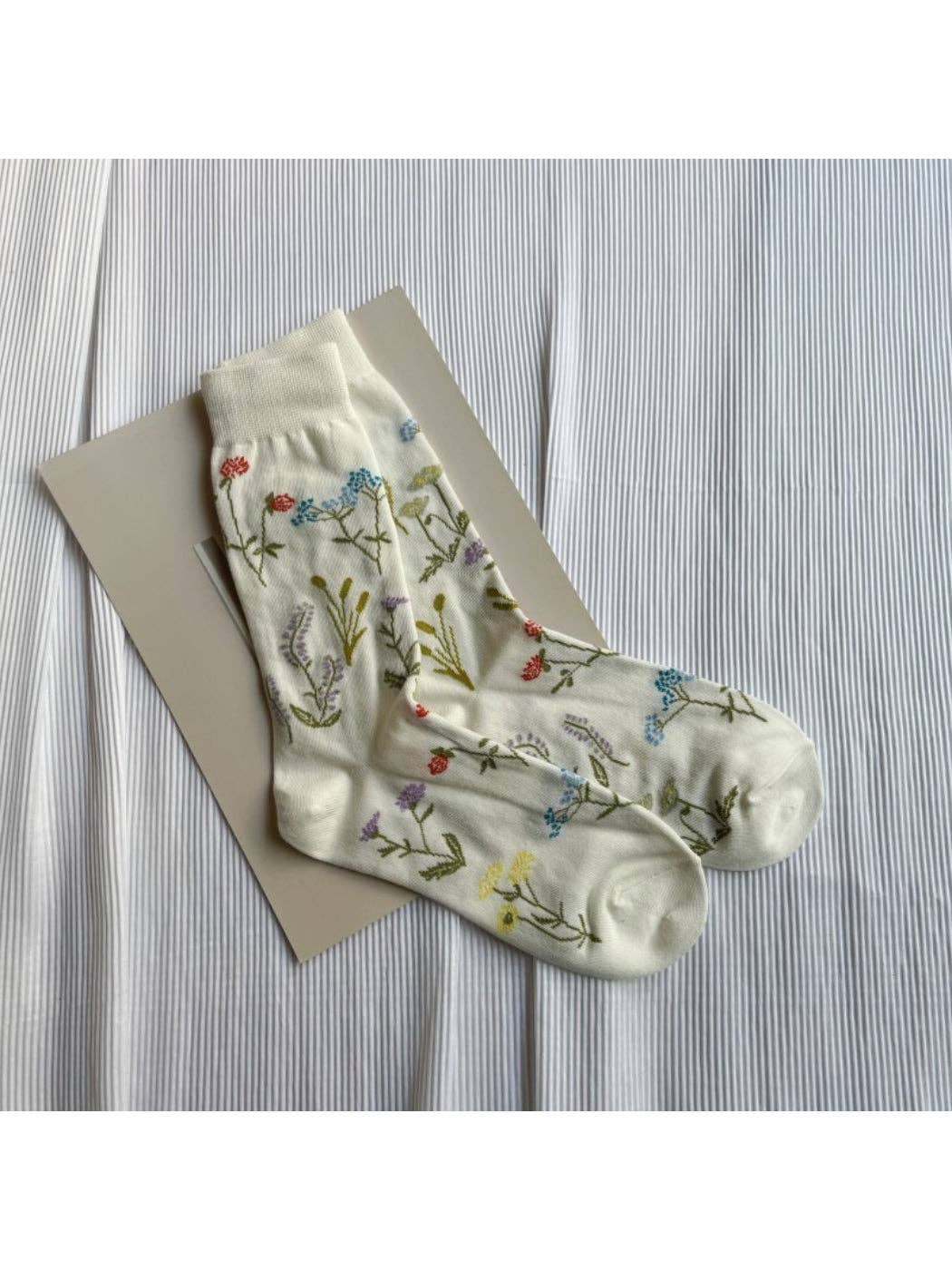 Botanical Embroidered Socks | White