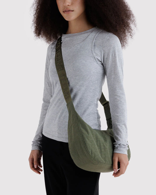 Medium Crescent Bag | Caper