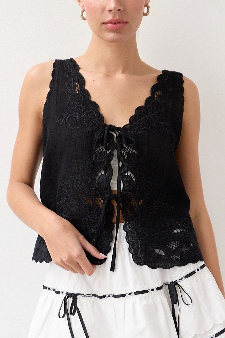 Embroidered Vest Blouse | Black