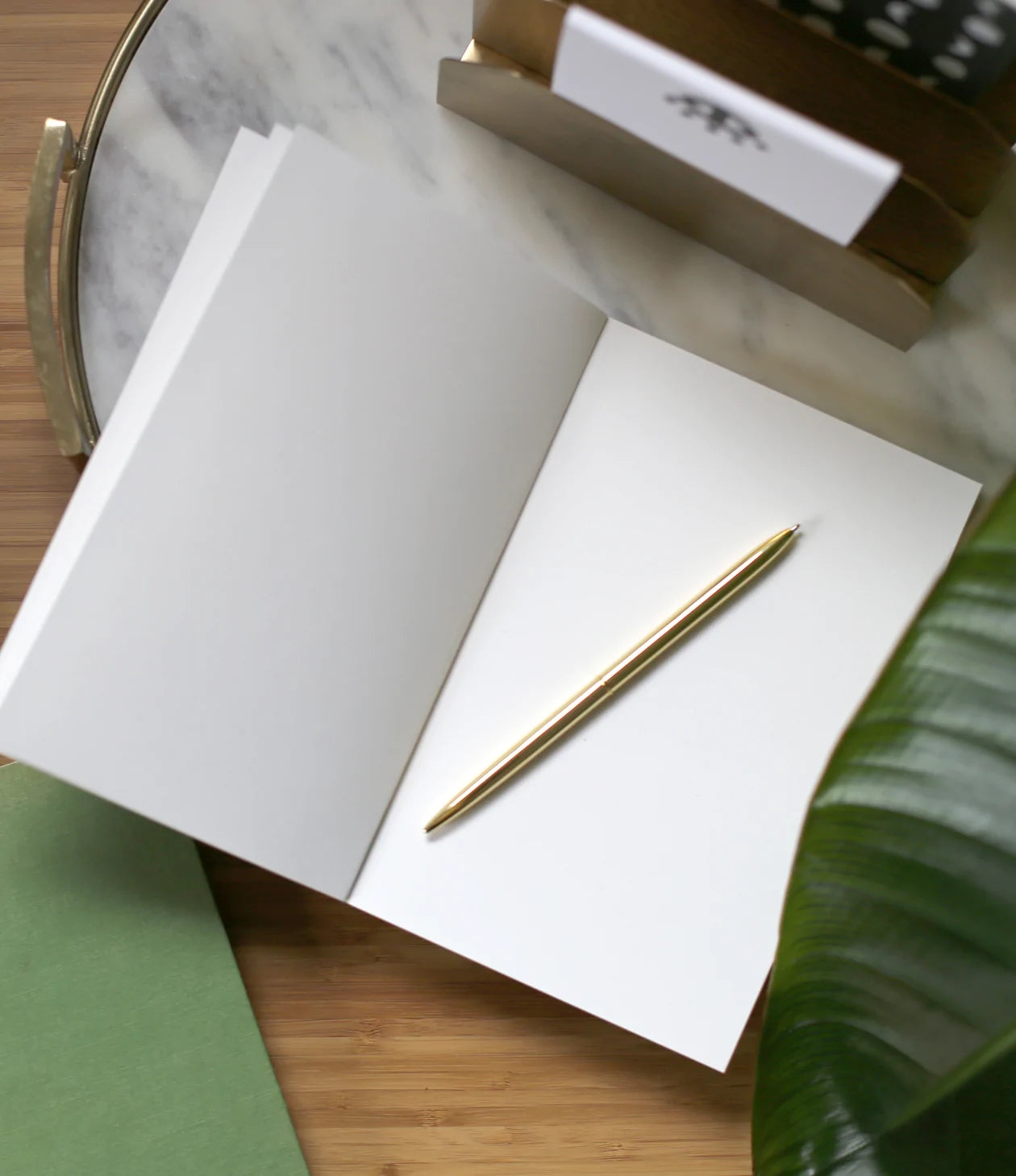 Daisy Pattern Notebook