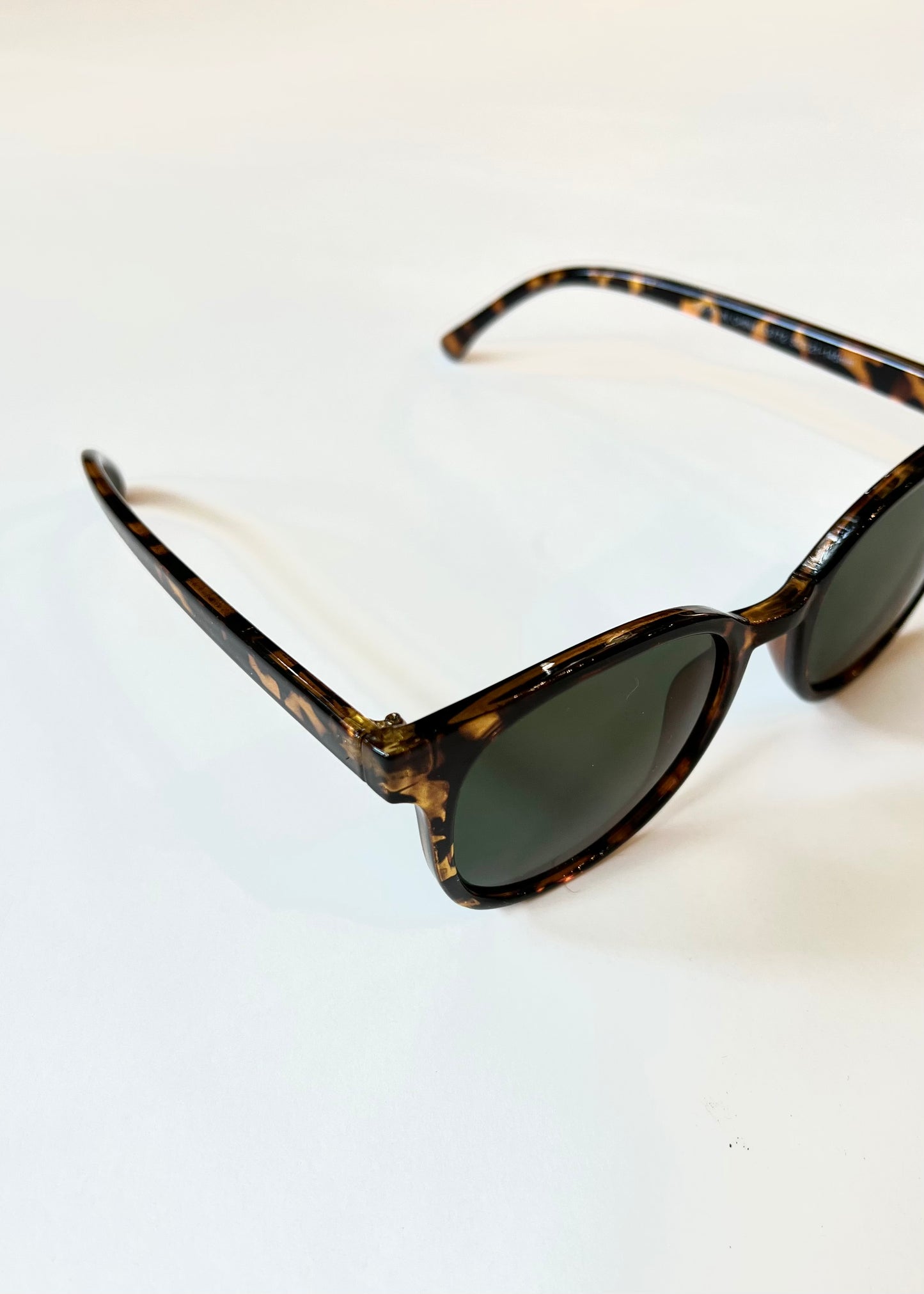 CFO Sunnies | Tortoise