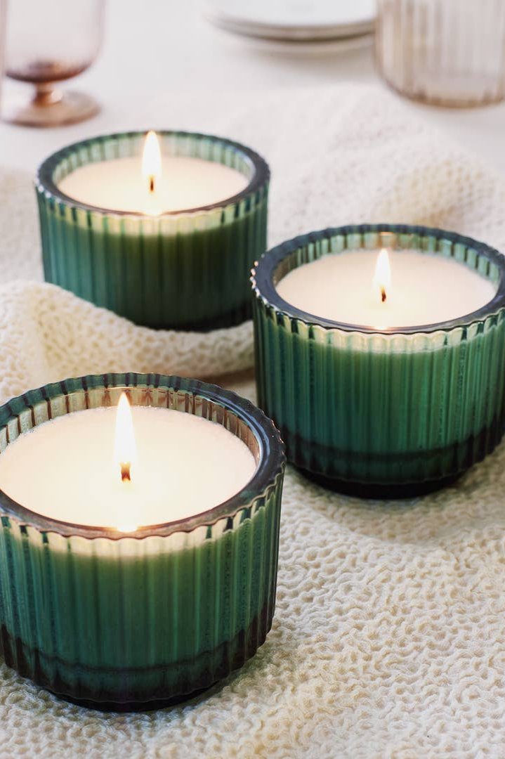 Roland Pine Green Ribbed Glass Candle | 6oz