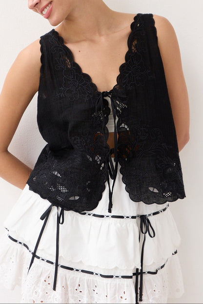 Embroidered Vest Blouse | Black