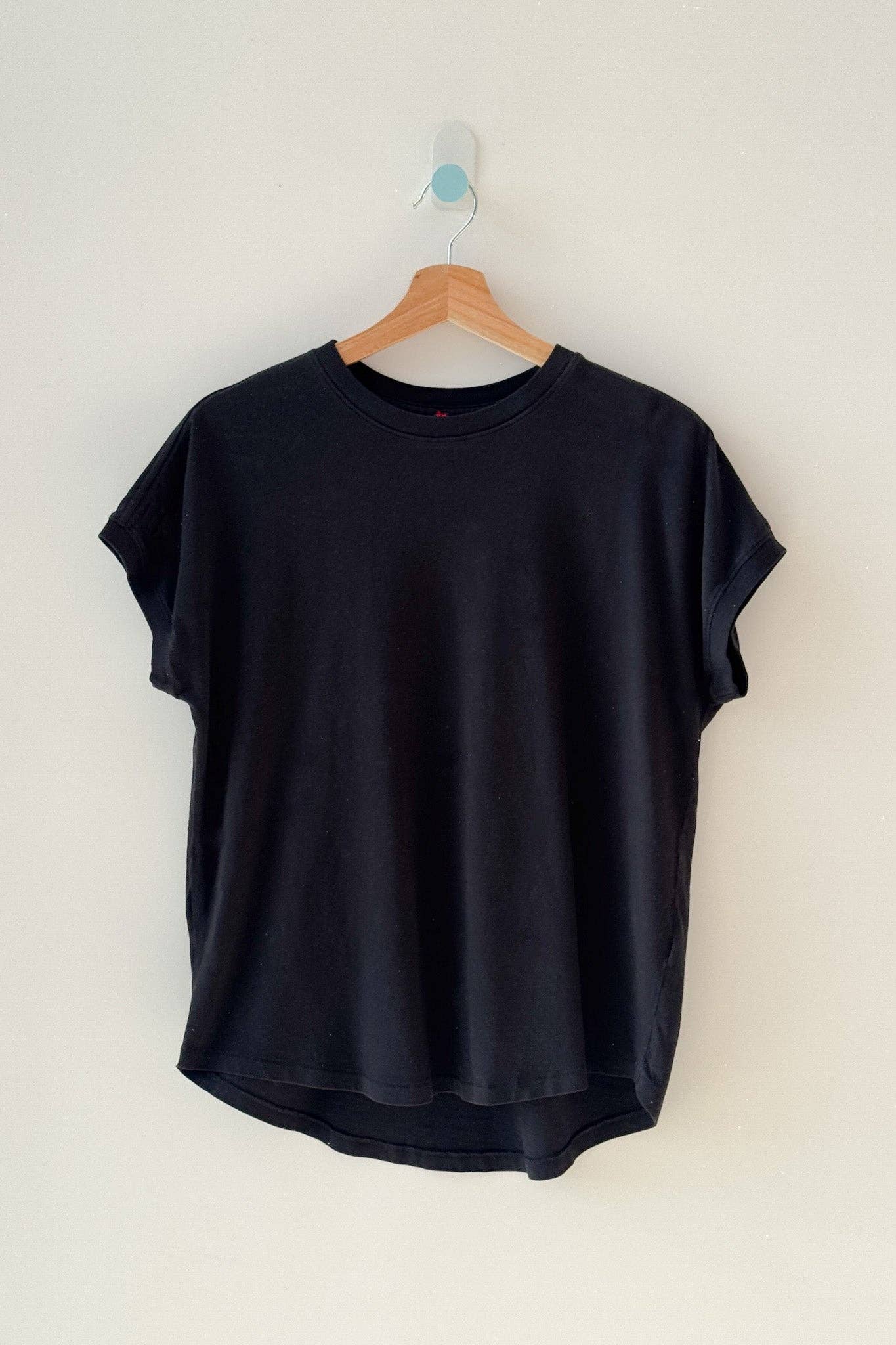 The Ease Tee | True Black