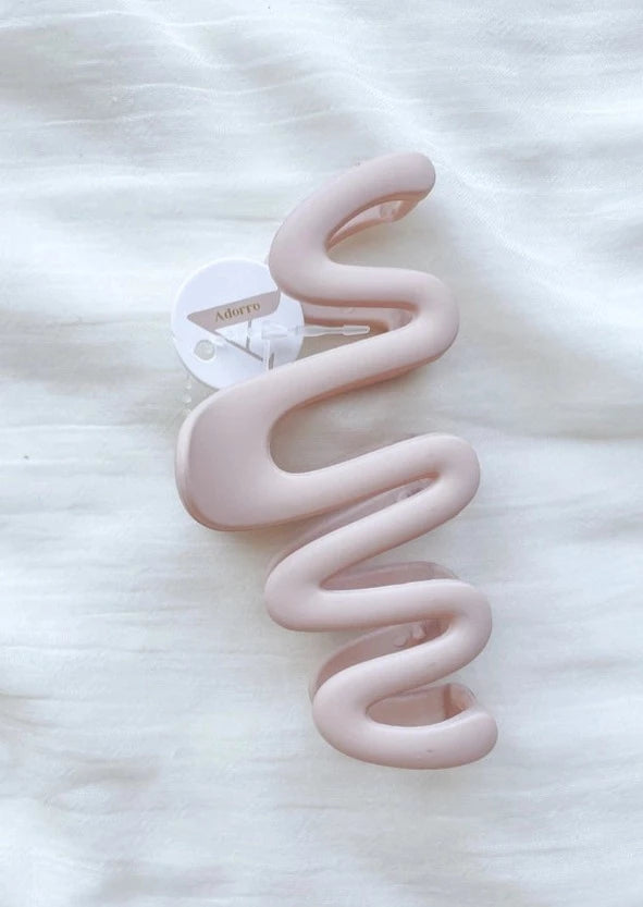 Squiggle Claw Clip | Matte Pink