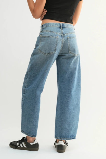 Vintage Barrel Leg Denim | Medium Wash