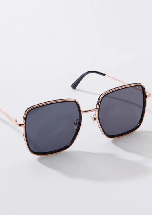 Bardot Sunnies | Black