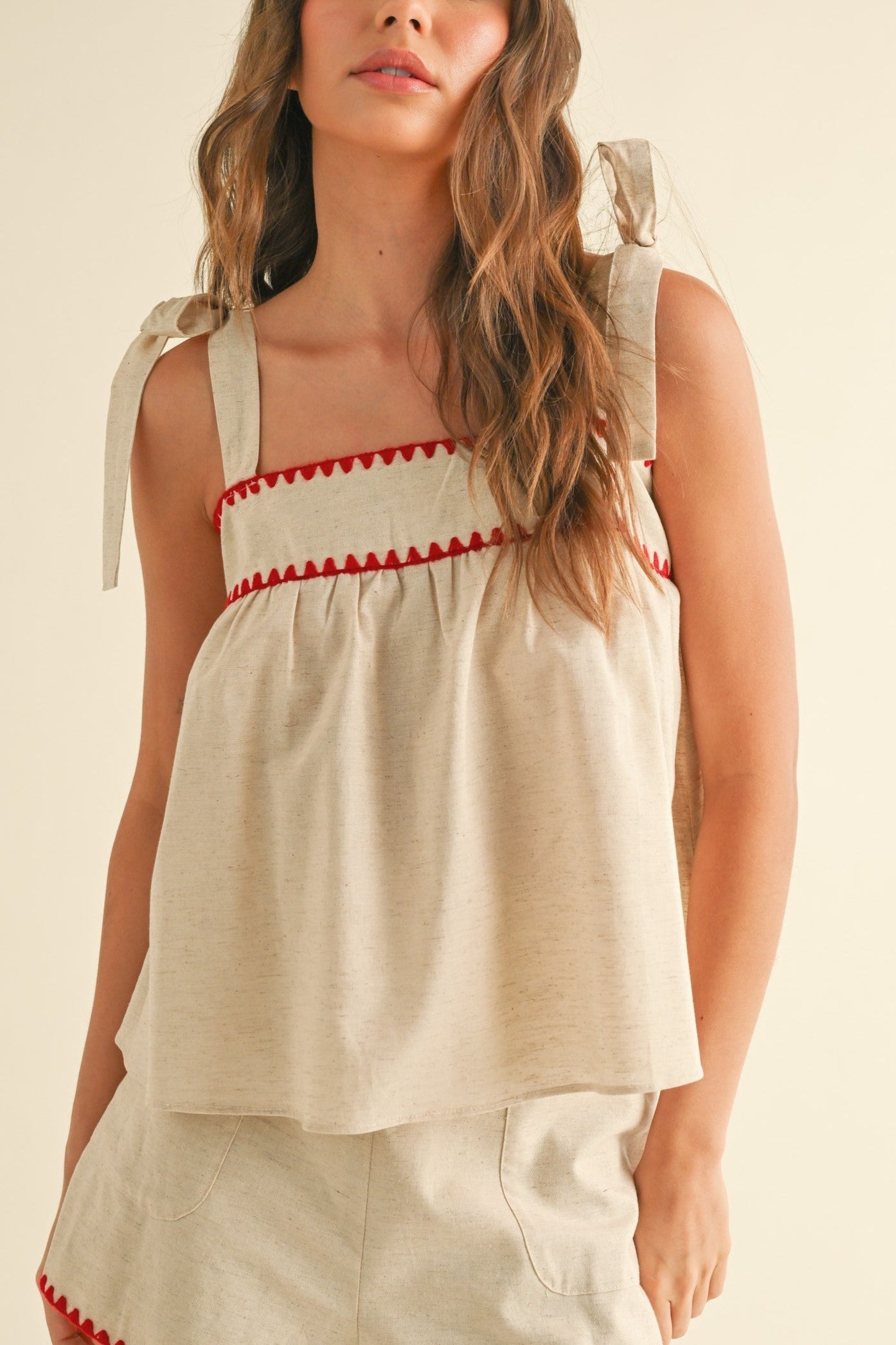 Wavy Baby Trim Linen Top | Red