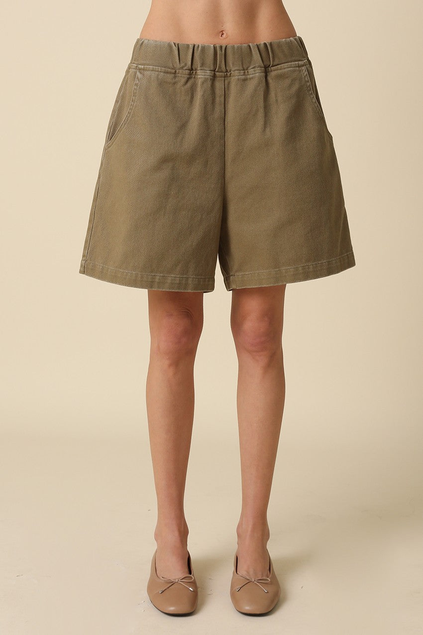 Happy Camper Bermuda Shorts | Light Olive