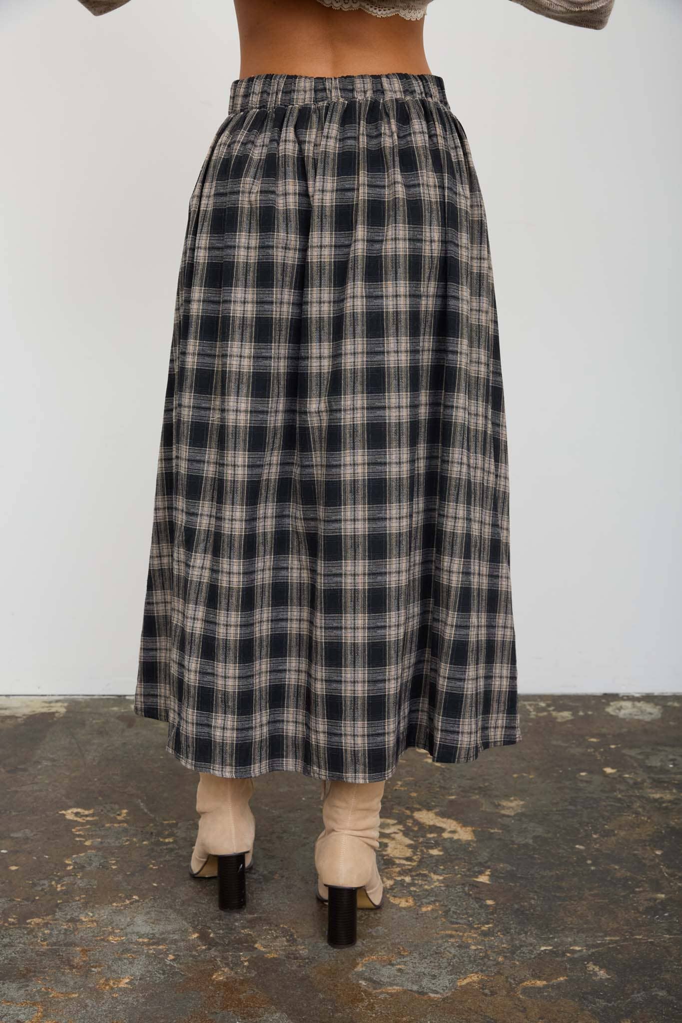 Pleated Plaid Midi Skirt | Black