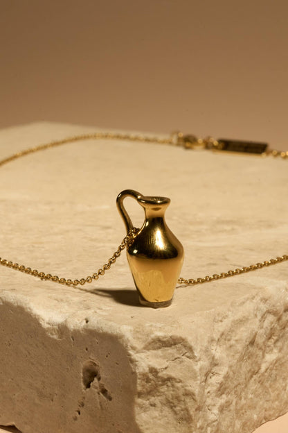 Pitcher This Necklace