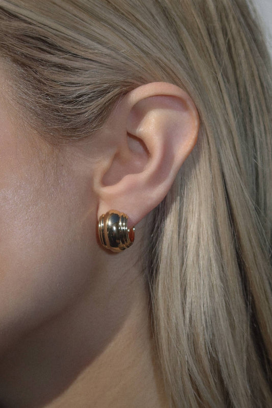 Alondra Hoops
