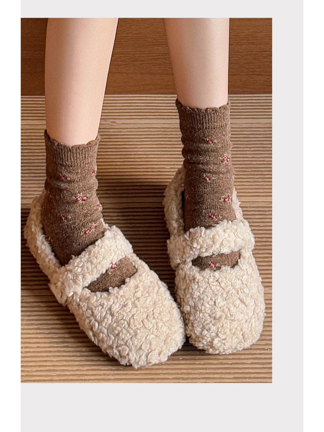 Tiny Ditsy Floral Winter Socks | Coffee