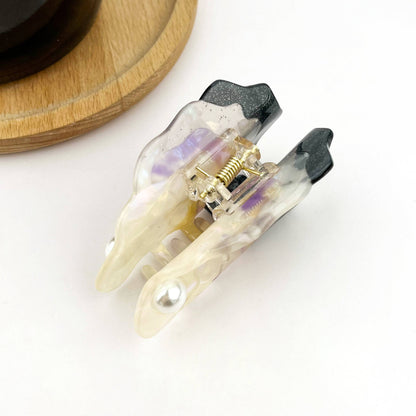 Lucky Oyster + Pearl Hair Claw
