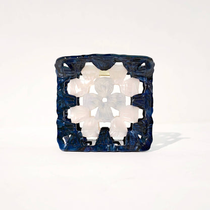 Granny Square Claw | Blueberry