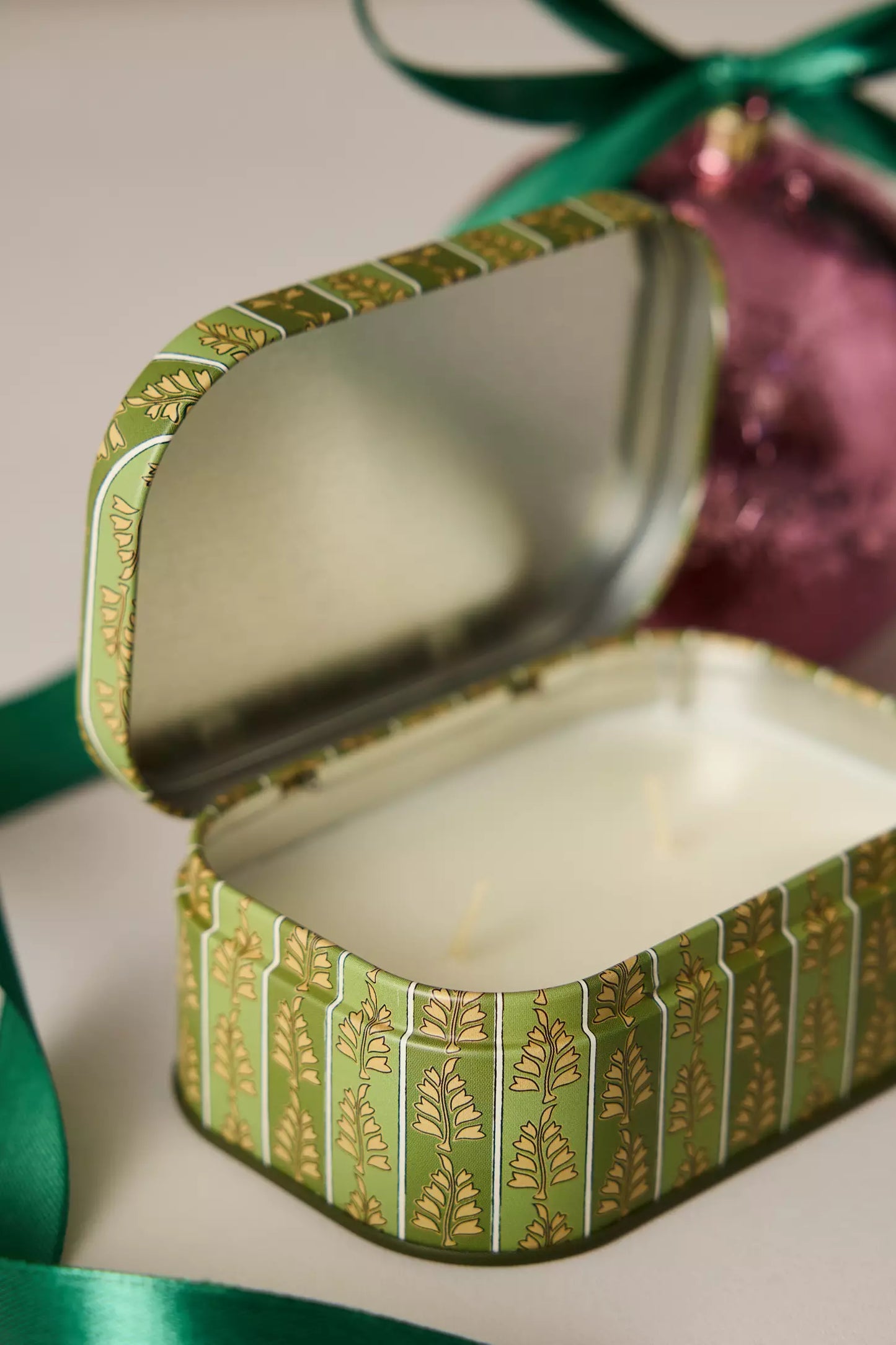 Cherie Tin Candle | Smoked Pistachio