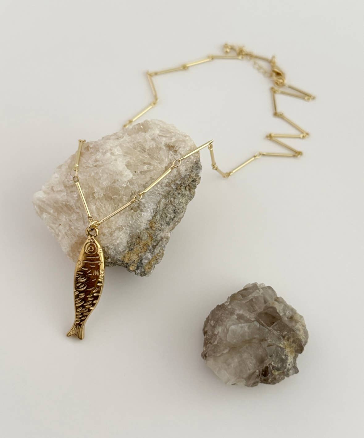 Pescare Pendant Necklace | 17"