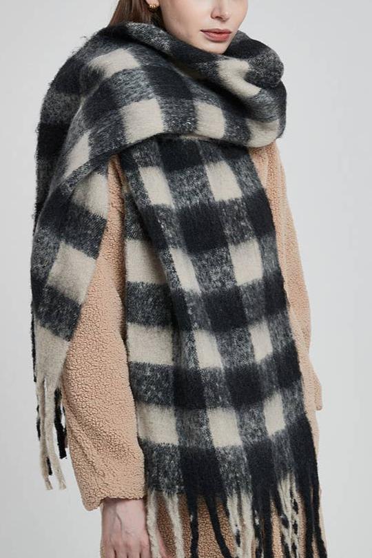 Basic Gingham Fleece Scarf | No. 3