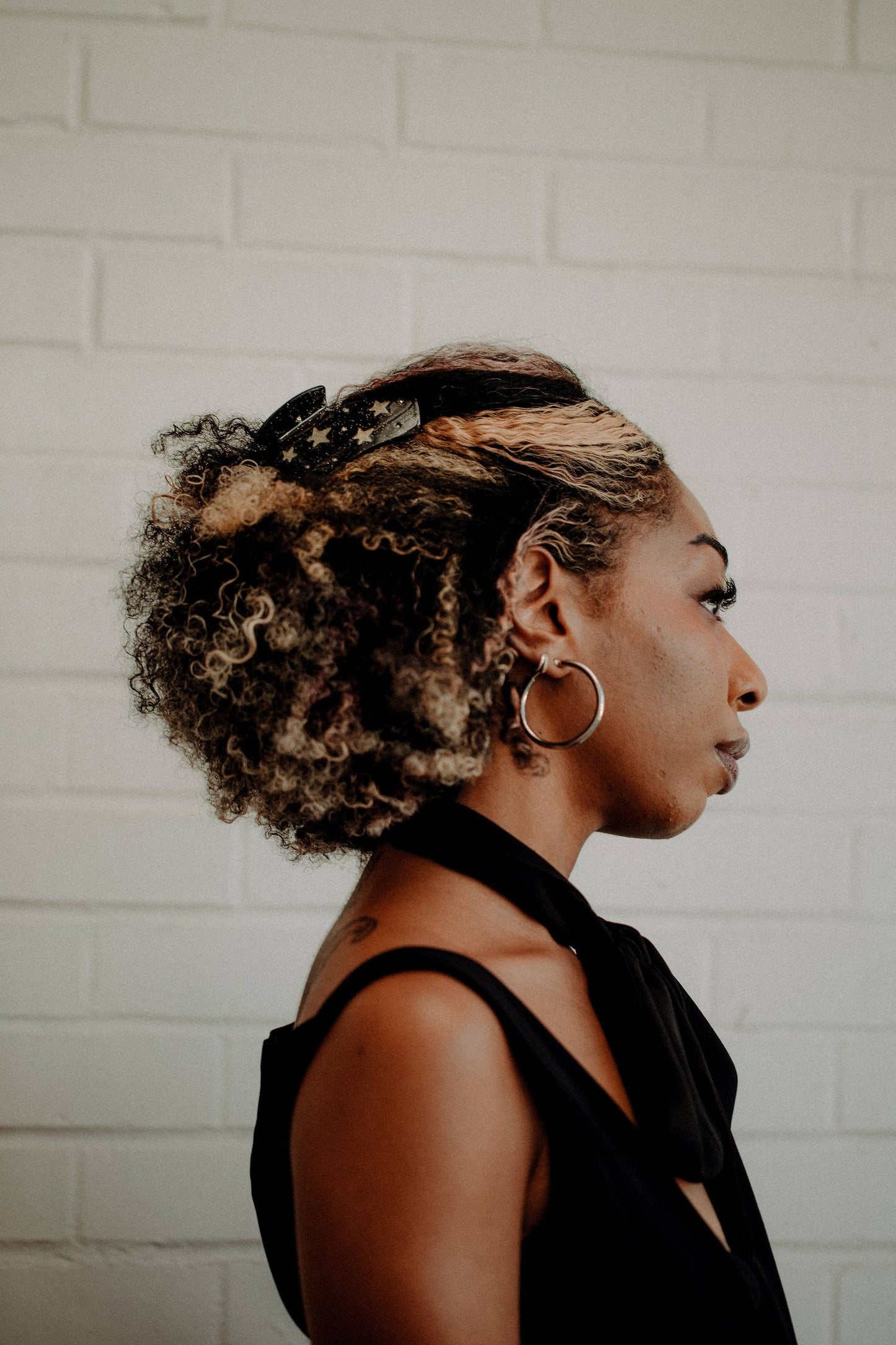 Shimmer Claw | Cream + Silver