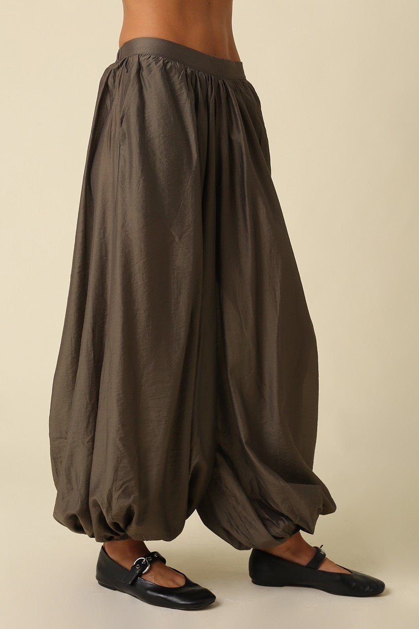 Ariana Balloon Pants | Ash Brown