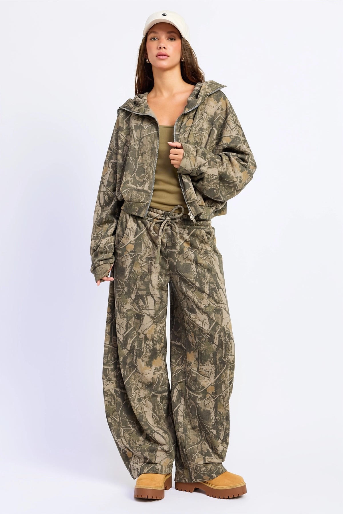 Hide 'n Seek Camo Barrel Sweatpants