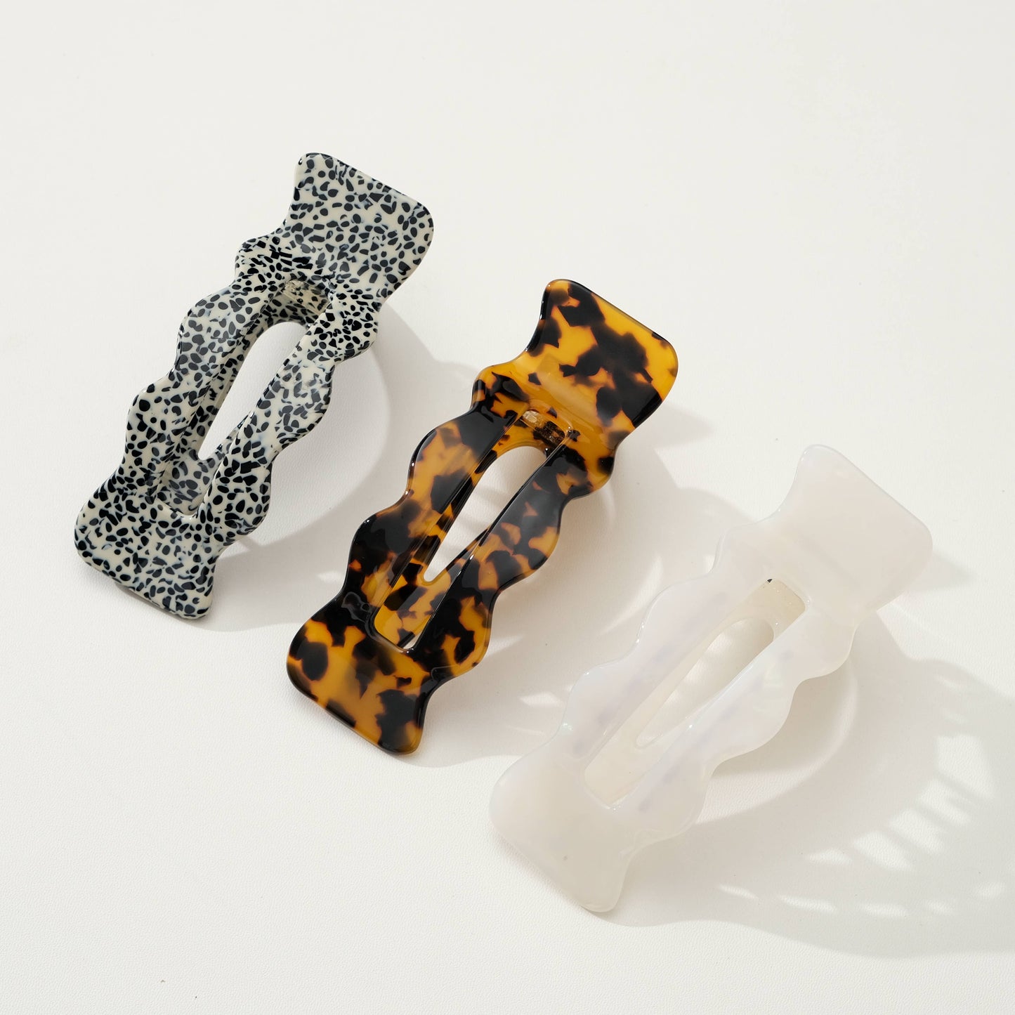 Scalloped Flat Claw Clip | Assorted Colors