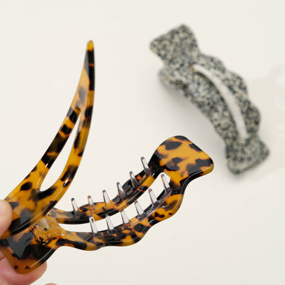 Scalloped Flat Claw Clip | Assorted Colors