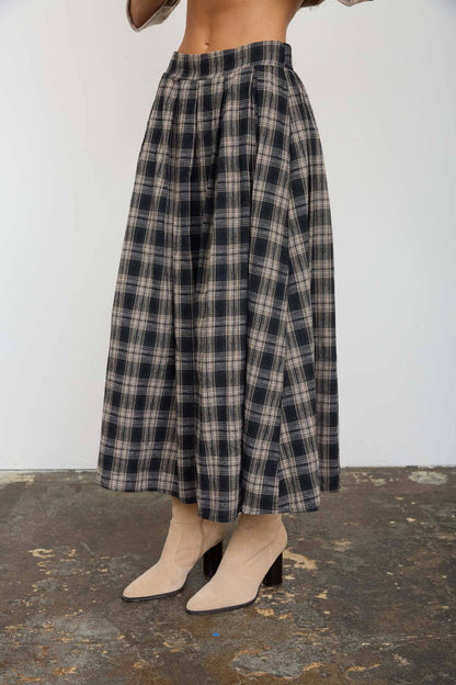 Pleated Plaid Midi Skirt | Black