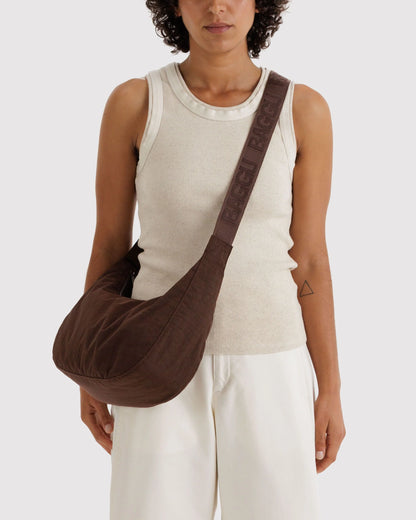 Medium Crescent Bag | Coffee