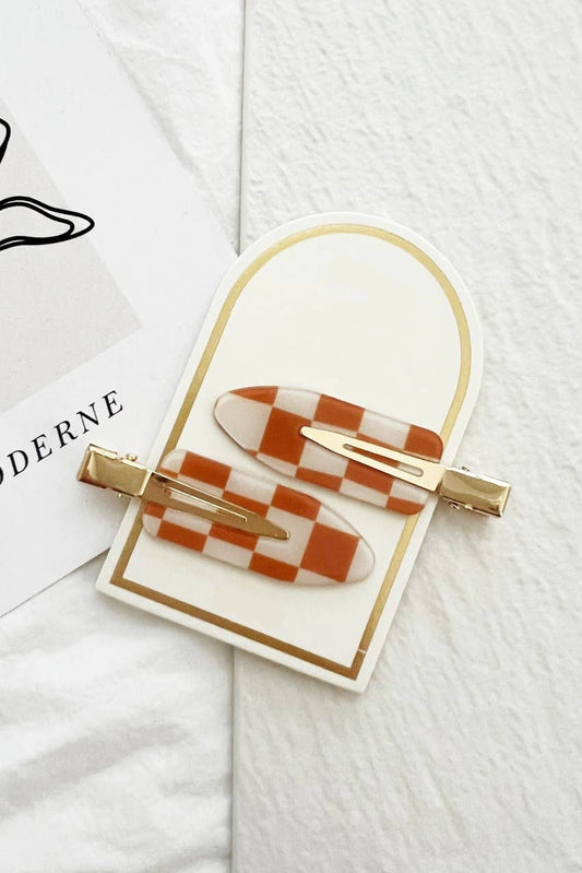 Crease Free Checkered Clips | Caramel