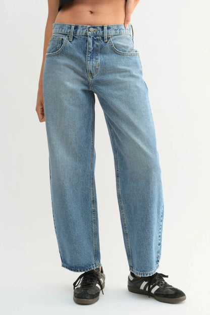 Vintage Barrel Leg Denim | Medium Wash