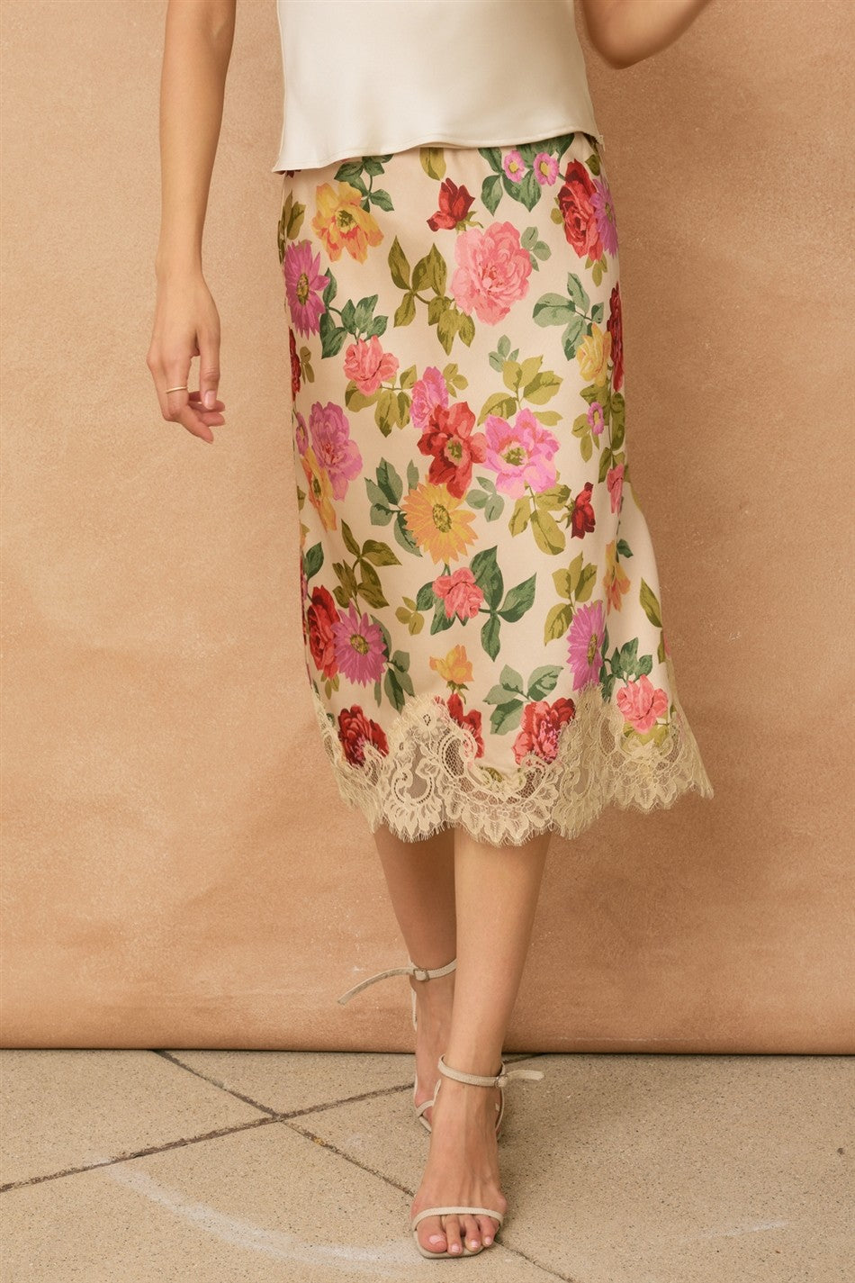 Lace Hem Floral Skirt