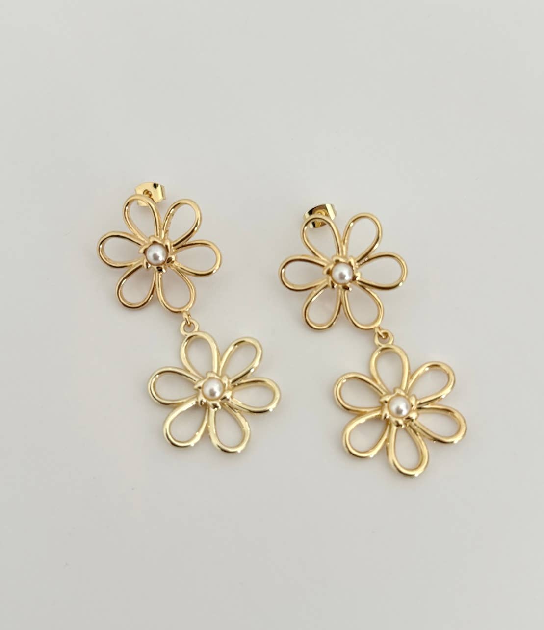 Fiore + Pearl Earrings