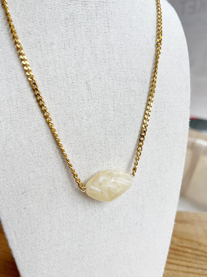 Single Bead Lucite Necklace | Light
