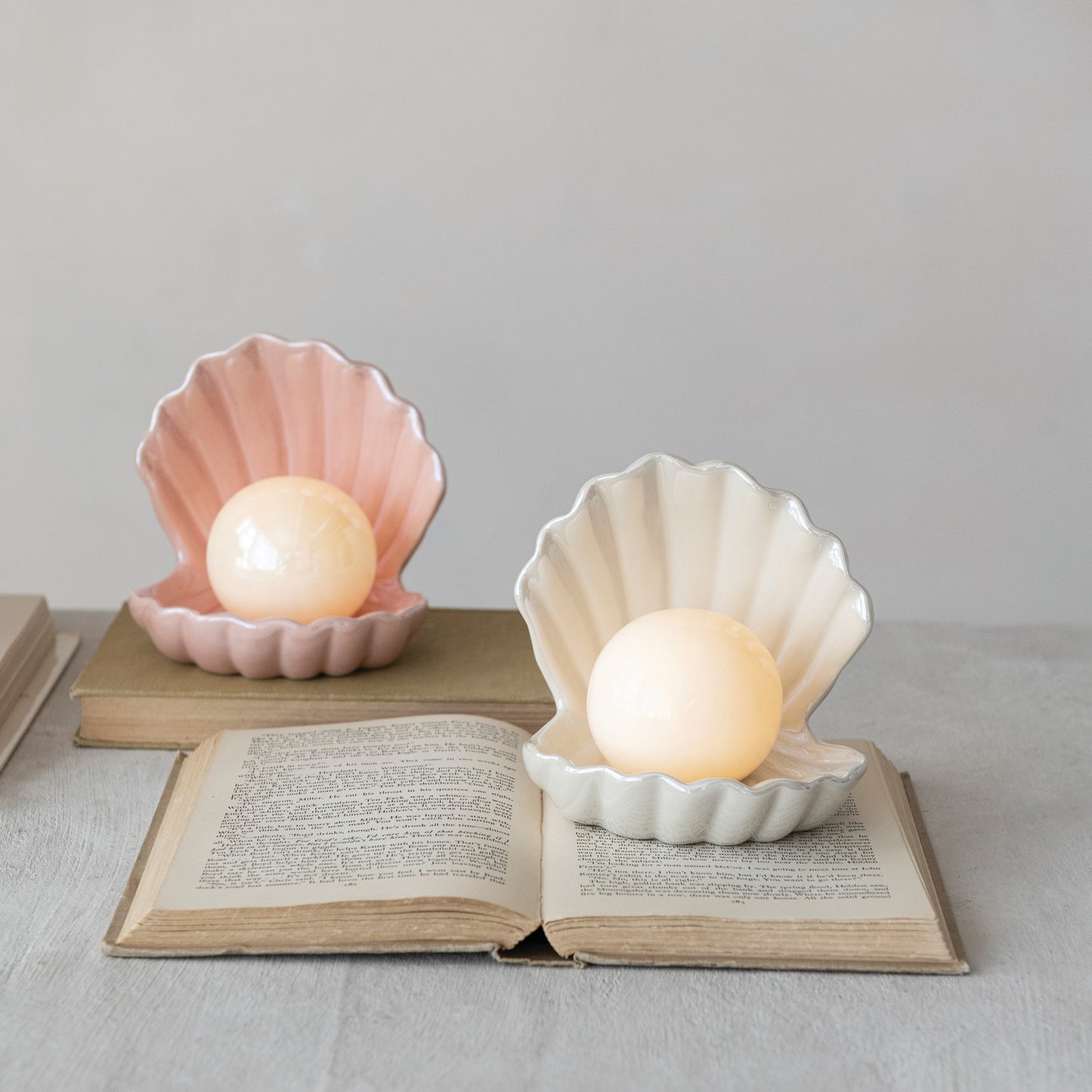 Stoneware Seashell with Light