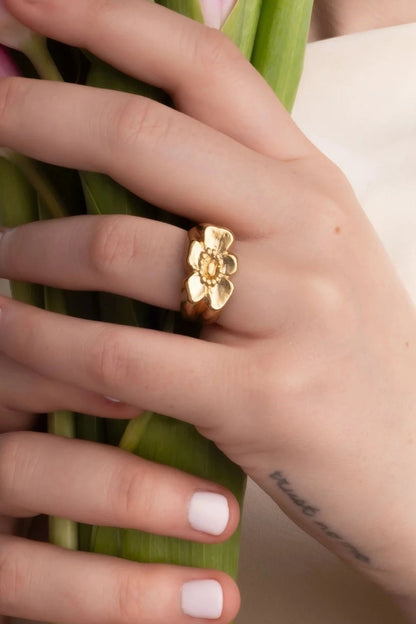 The Flower Signet Ring