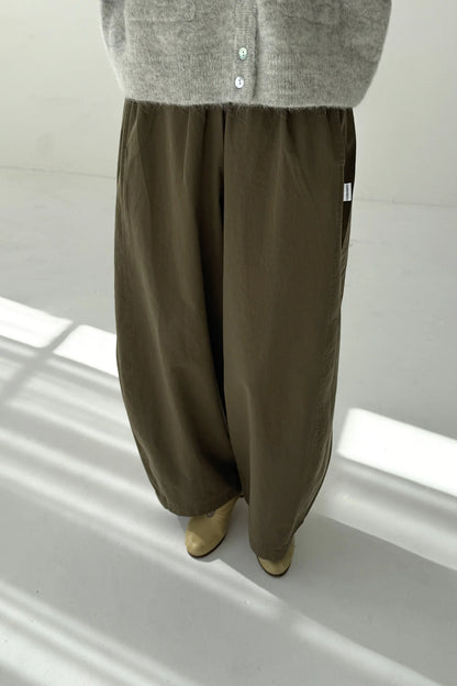 Pull On Parachute Pants | Olive
